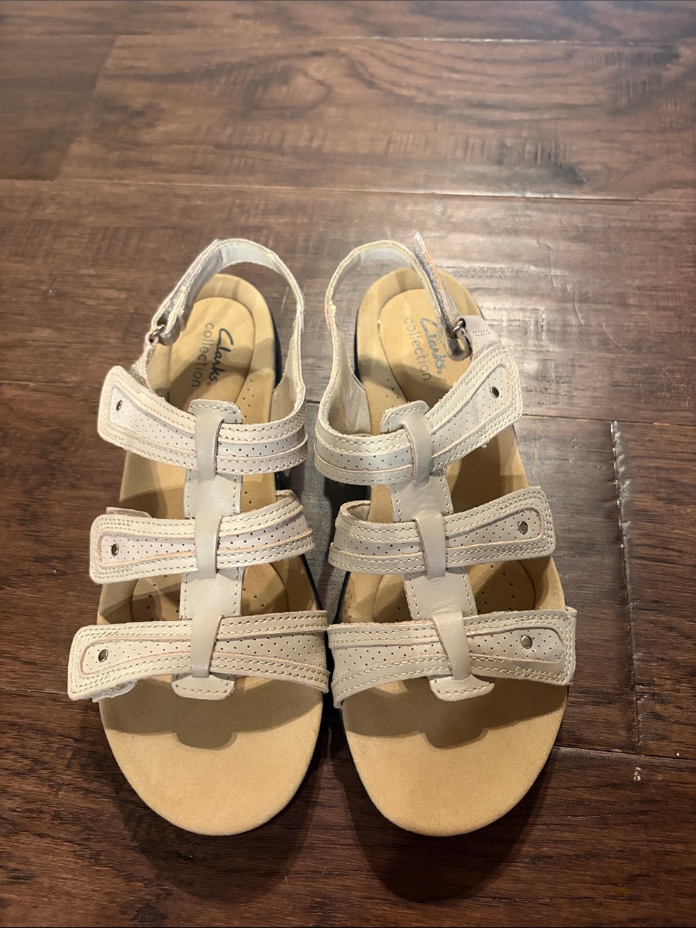 Clarks Laurieann Ivy sandals size 9.5